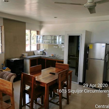 Solangon Tropicasa Siquijor Seafront Guest House מראה חיצוני תמונה